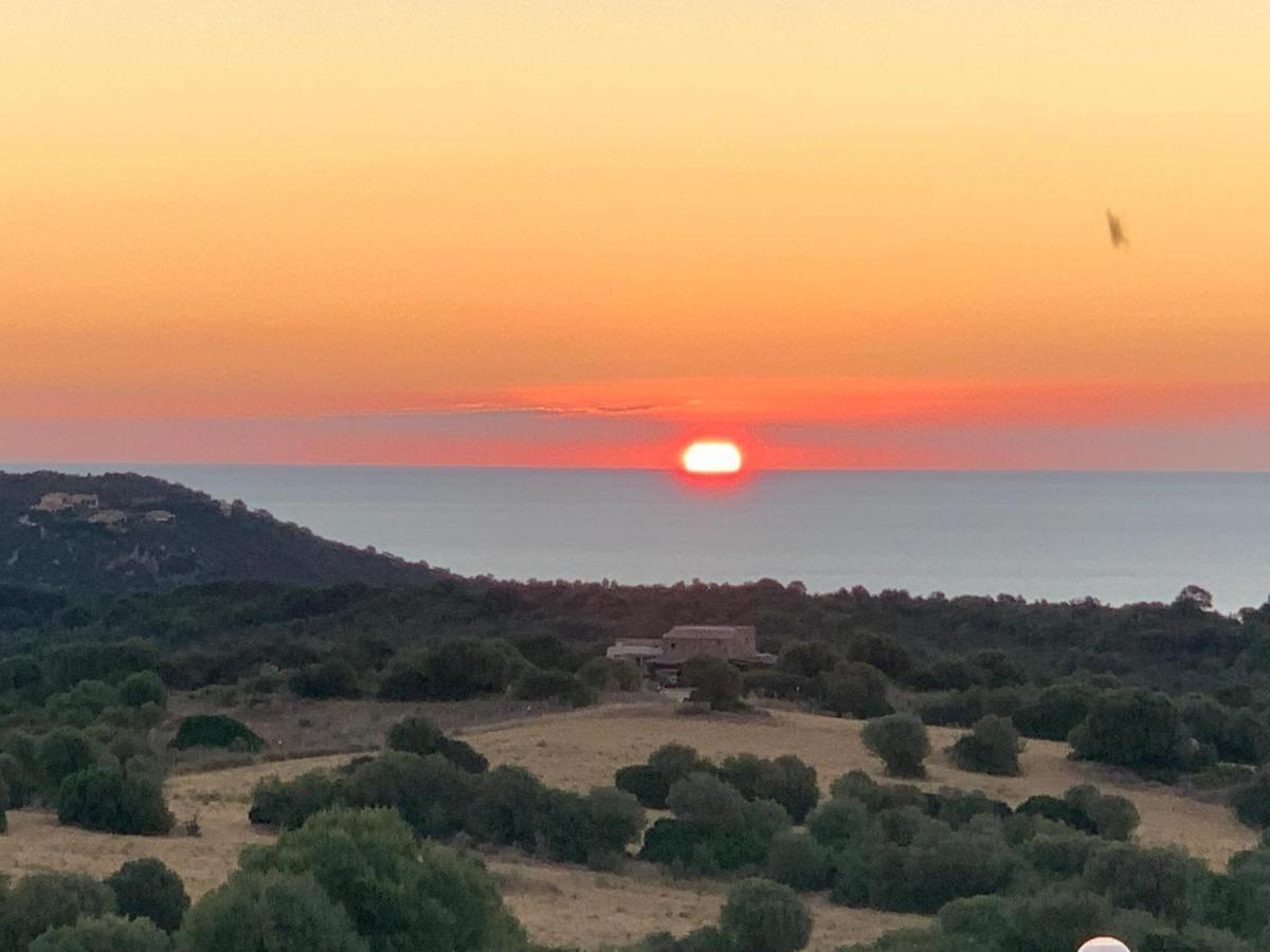 Fattoria Di Anja E Marco Villa Costa Rei Exteriör bild